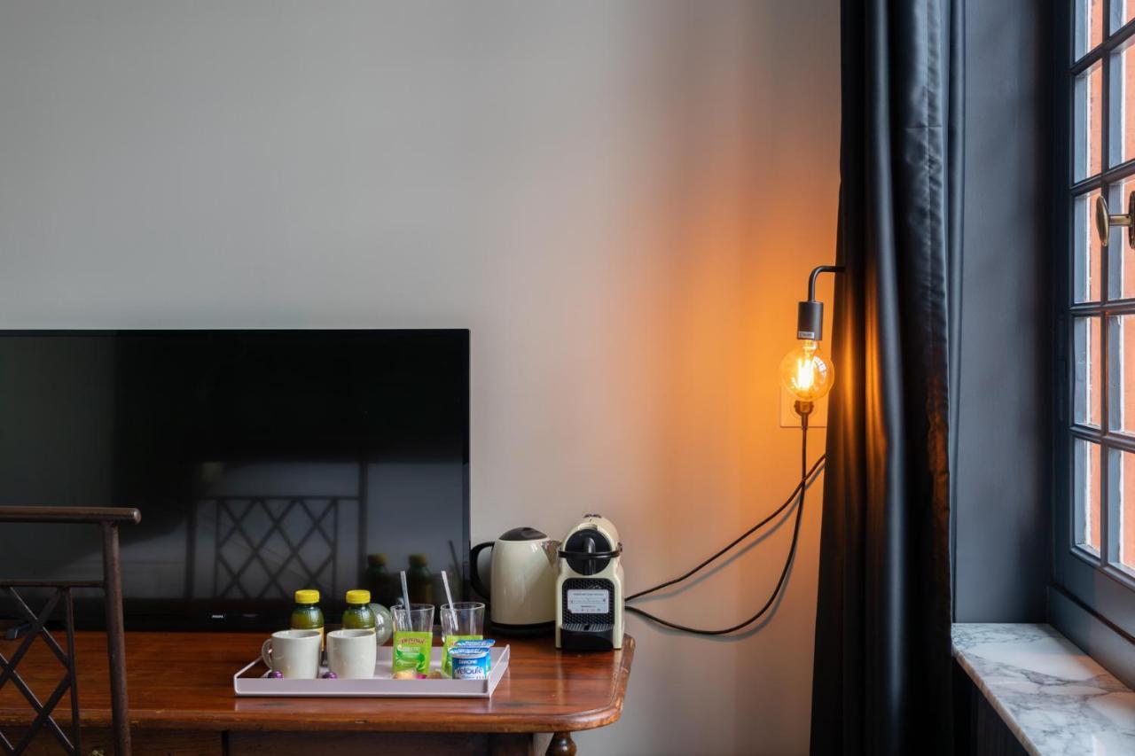 Hotel Une Chambre En Ville Toulouse Luaran gambar
